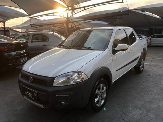 FIAT STRADA 1.4 MPI FREEDOM CS 8V FLEX 2P MANUAL